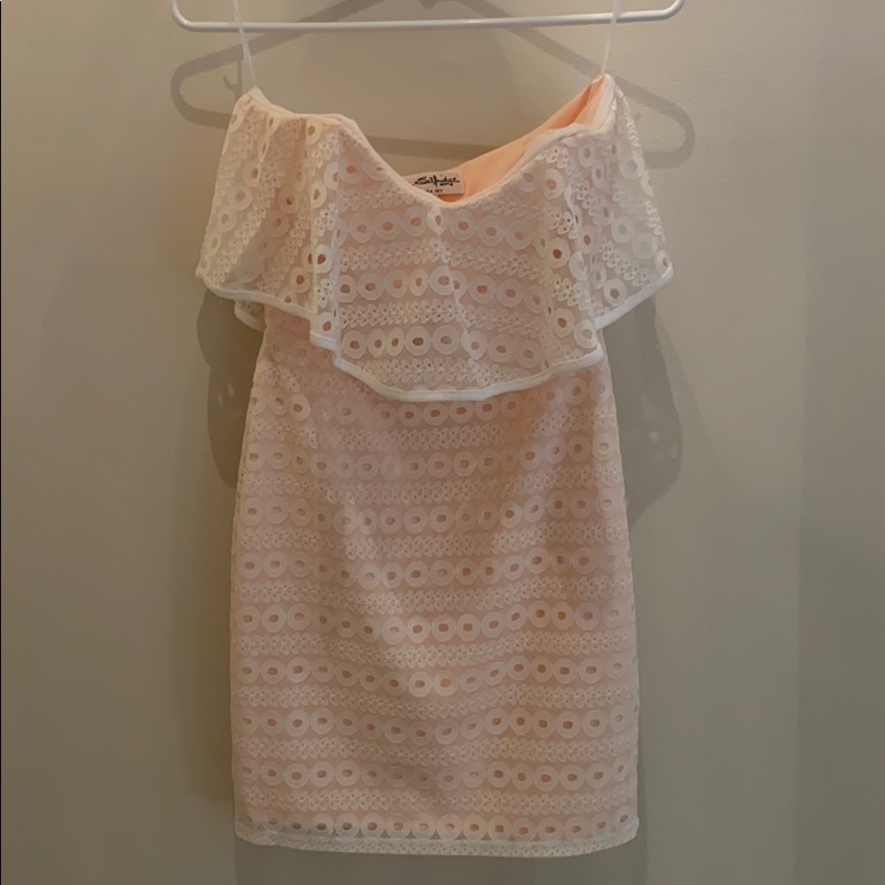 Strapless dress